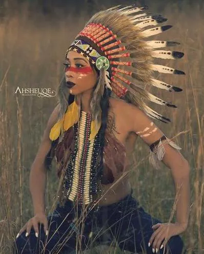 Black Dotted White Chief Headdress - 65cm