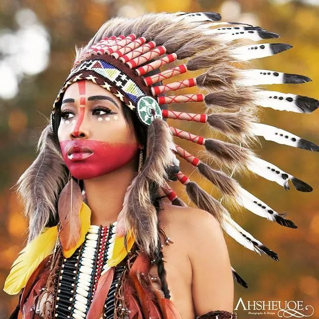 Black Dotted White Chief Headdress - 65cm