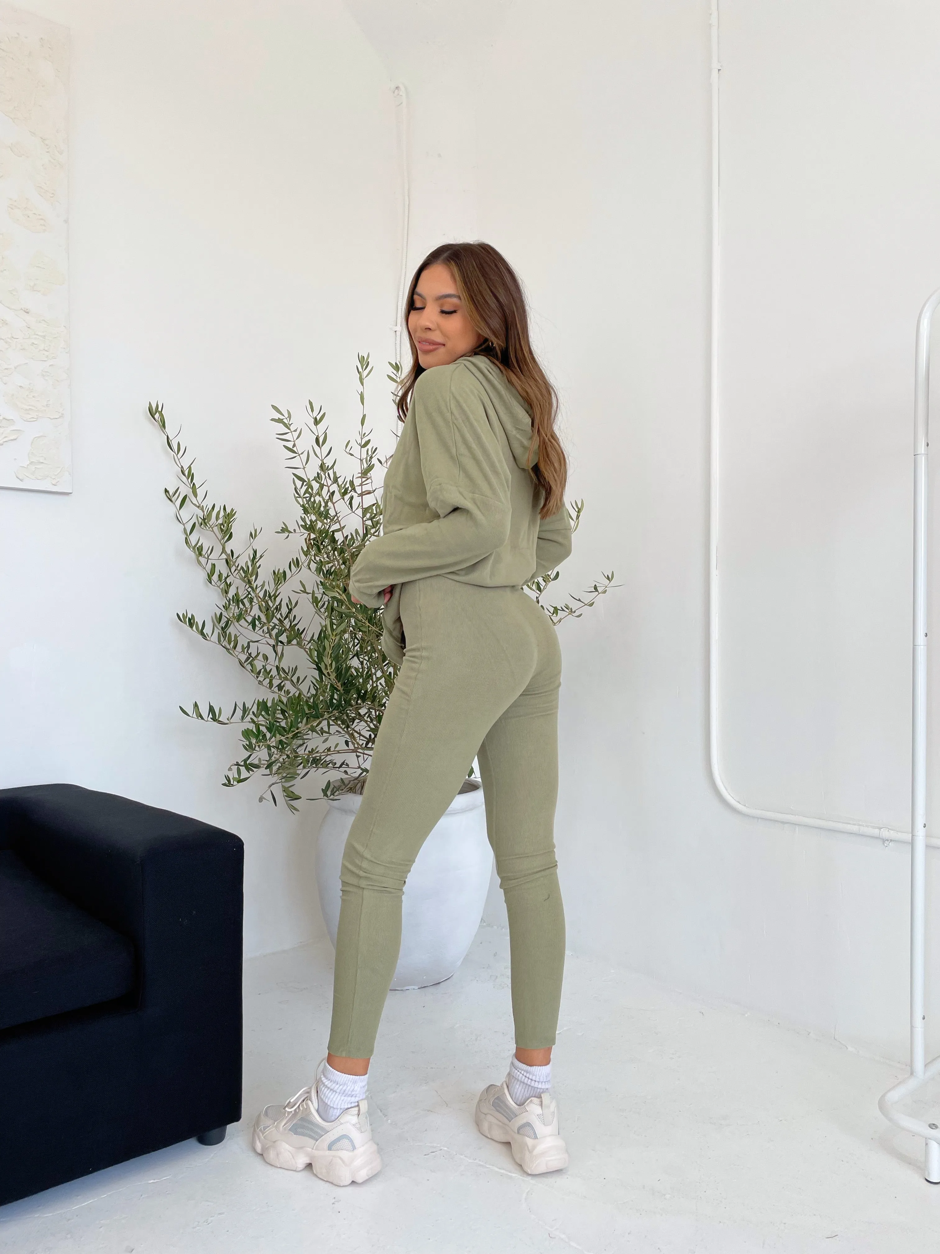 francis set (OLIVE)
