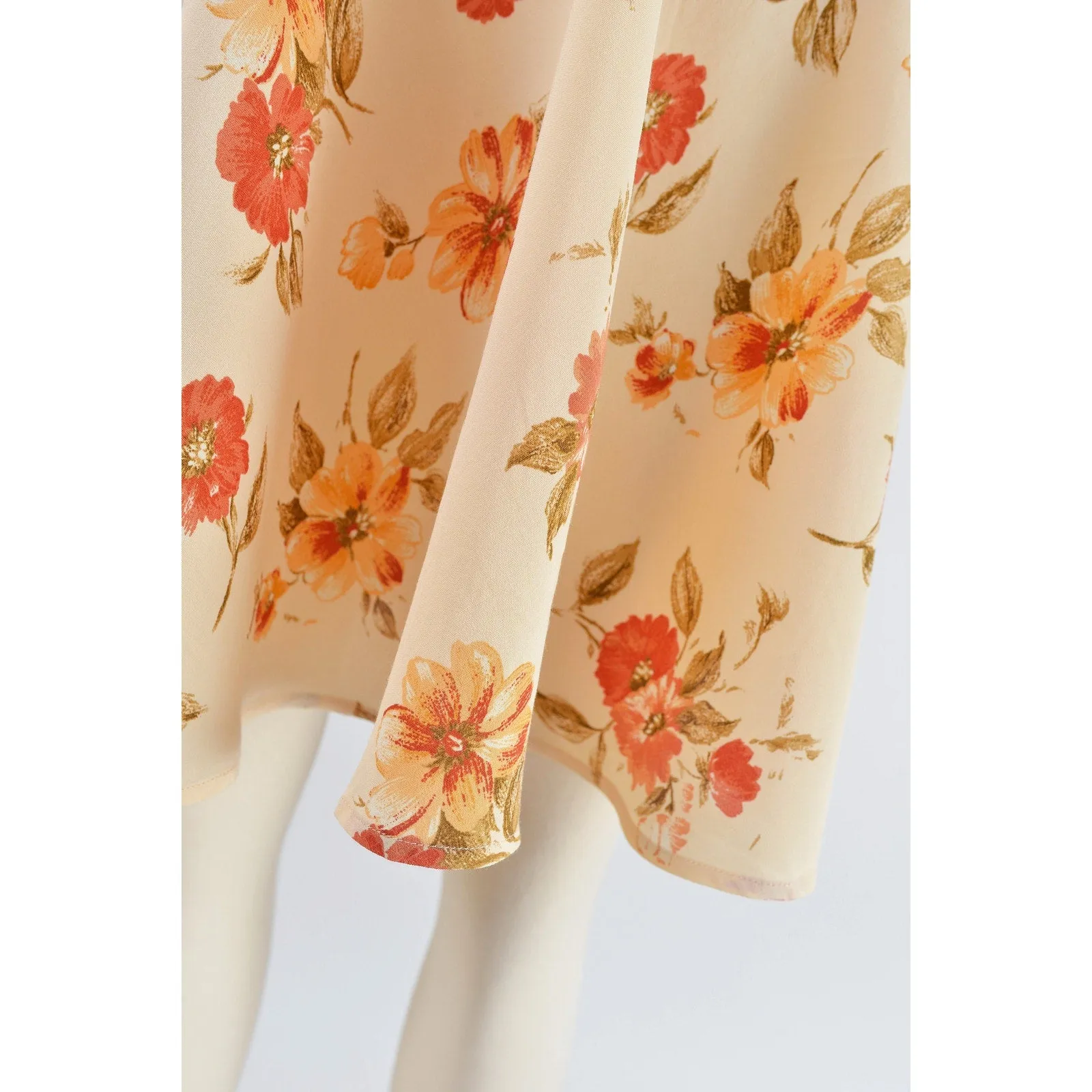 Vintage 90s Dark Cream Floral Eddie Bauer Full Skater Circle Mini Skirt size M